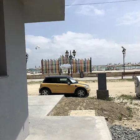 Apartament Mayo Mamaia Nord ナボダリ